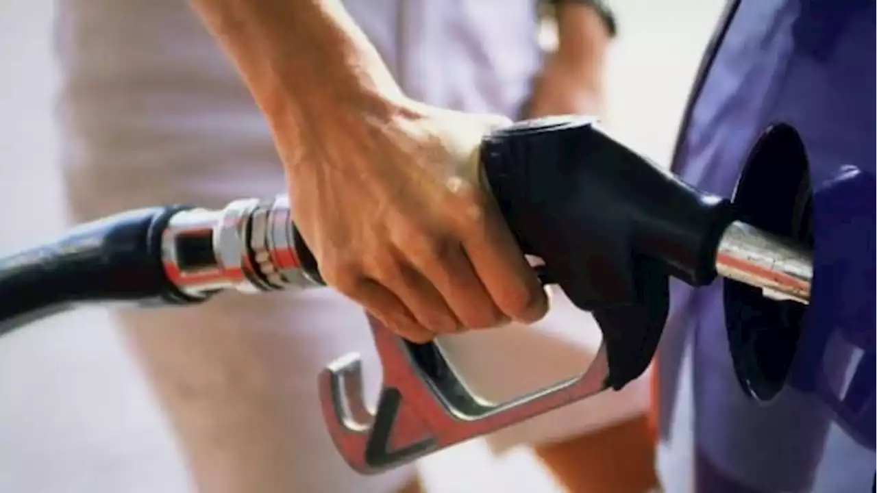 AAA: Florida gas prices dropping, could drop more in coming weeks