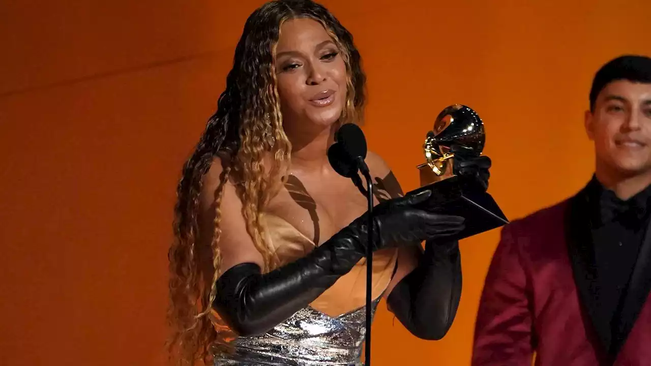 Beyoncé emerges as Grammys queen; Styles wins album honor