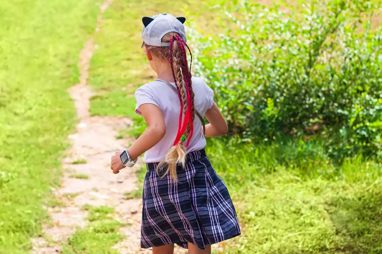 Eltern überwachen ihre Kinder mit Smartwatches