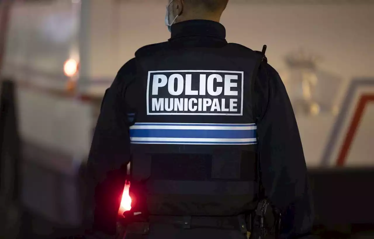 Une femme arrêtée pour en avoir poignardé une autre à son domicile à Nice