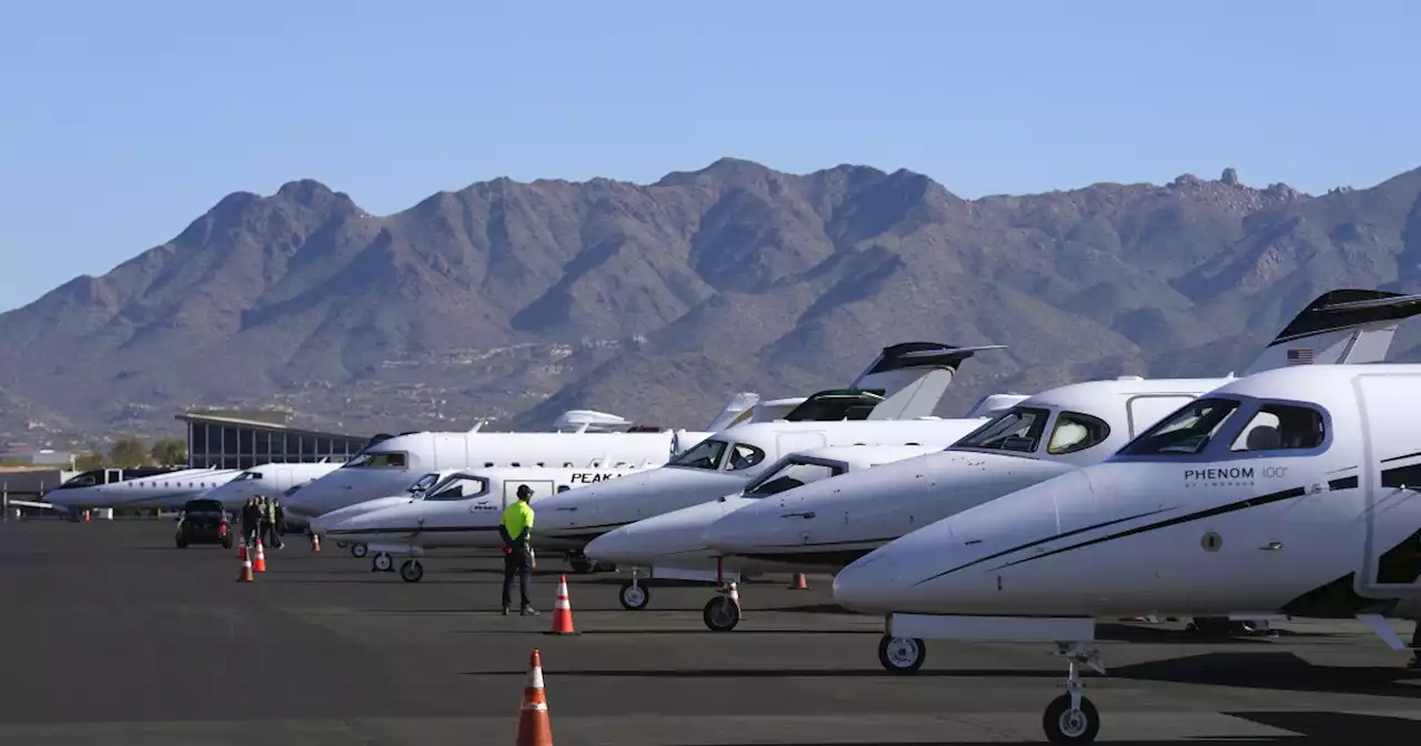 Super Bowl draws epic air show of private planes to Phoenix