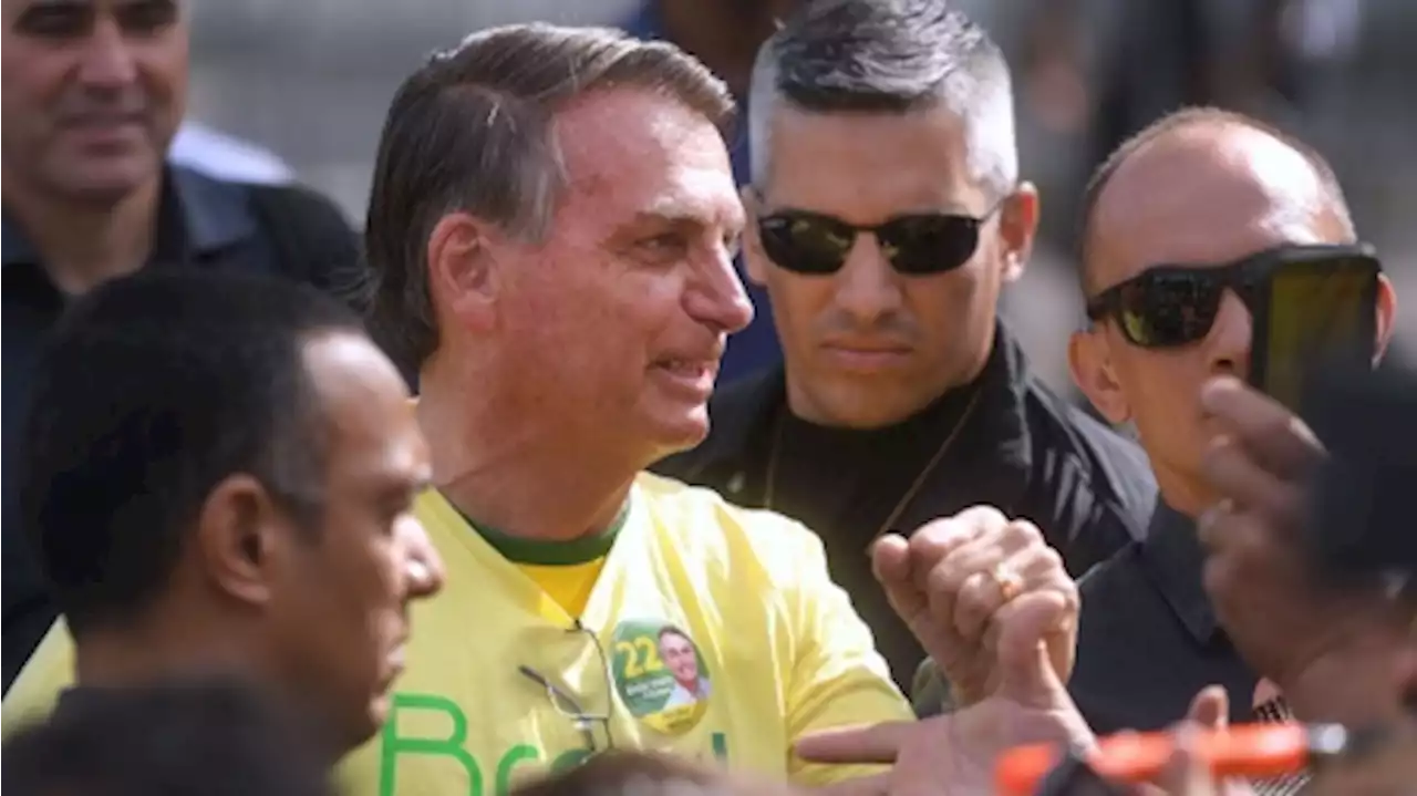 Bolsonaro prometió volver para evitar que Brasil 'se hunda en el comunismo'