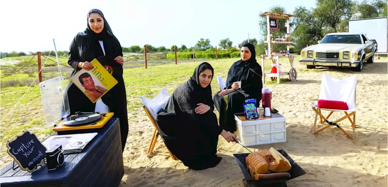 تجربة سينمائية كلاسيكية بحديقة مشرف في دبي بطلتها 3 إماراتيات مبدعات