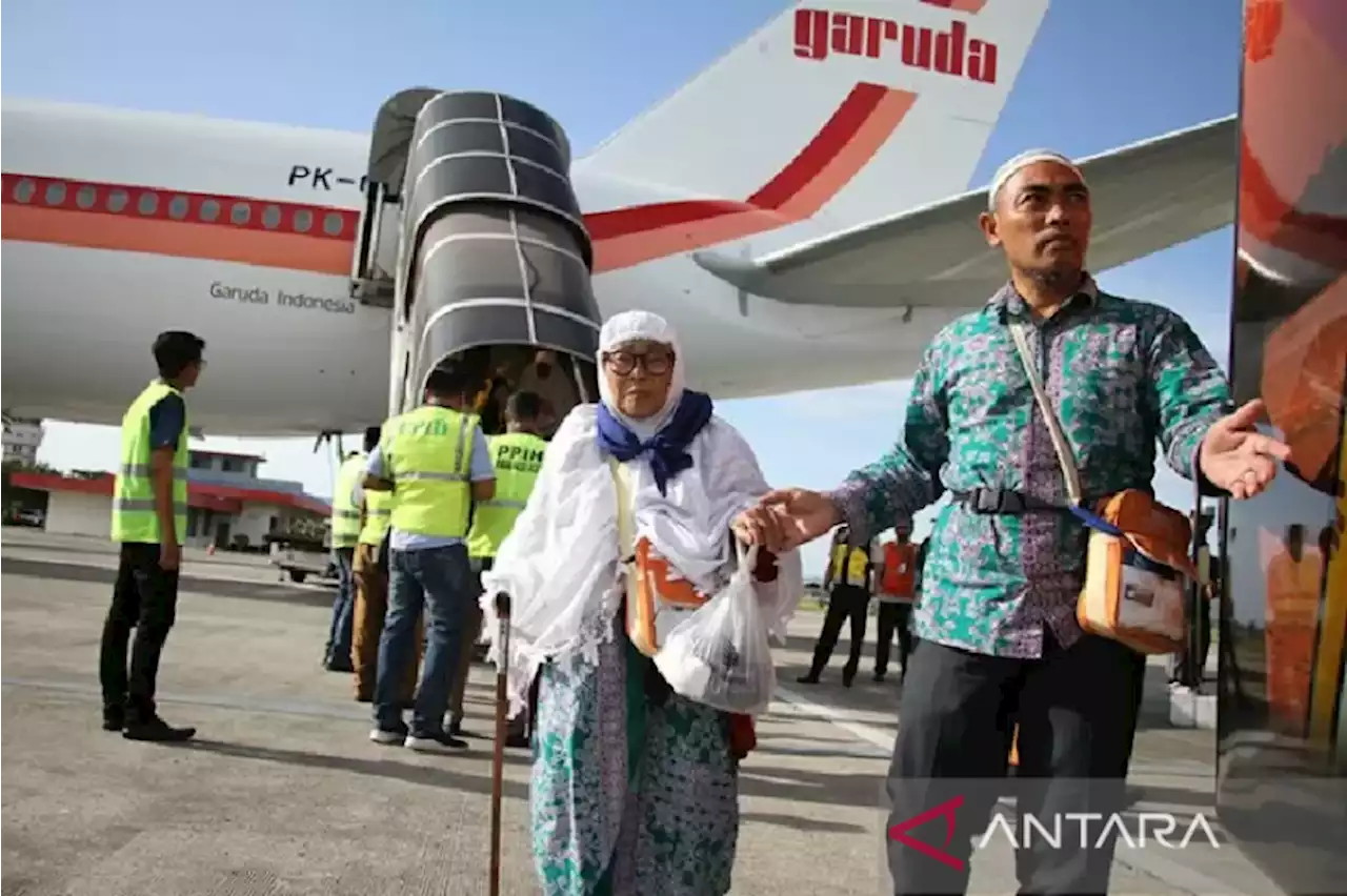 DPRA apresiasi Menhub dukung Bandara SIM jadi pusat berangkat umrah