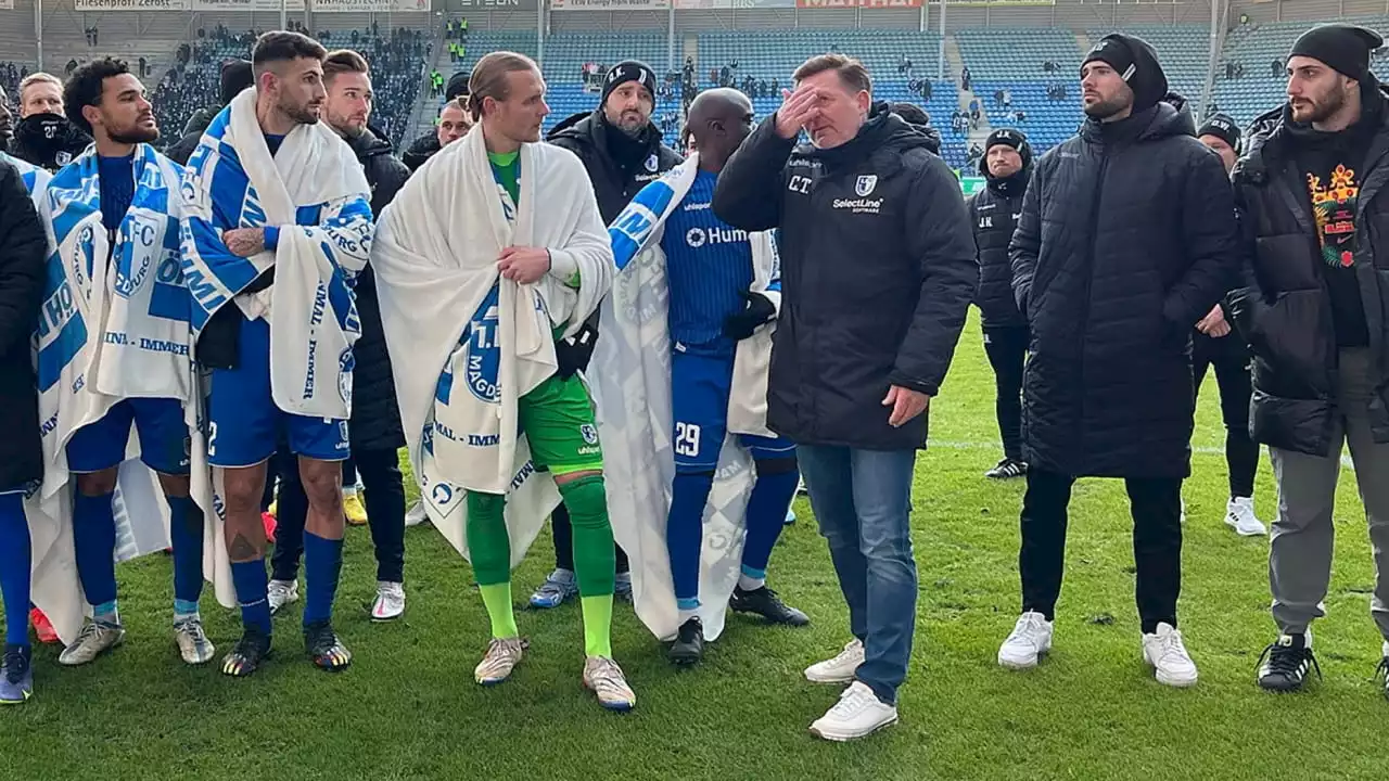 Pöbel-Zoff mit den FCM-Fans! Hier zeigt Titz den Scheibenwischer