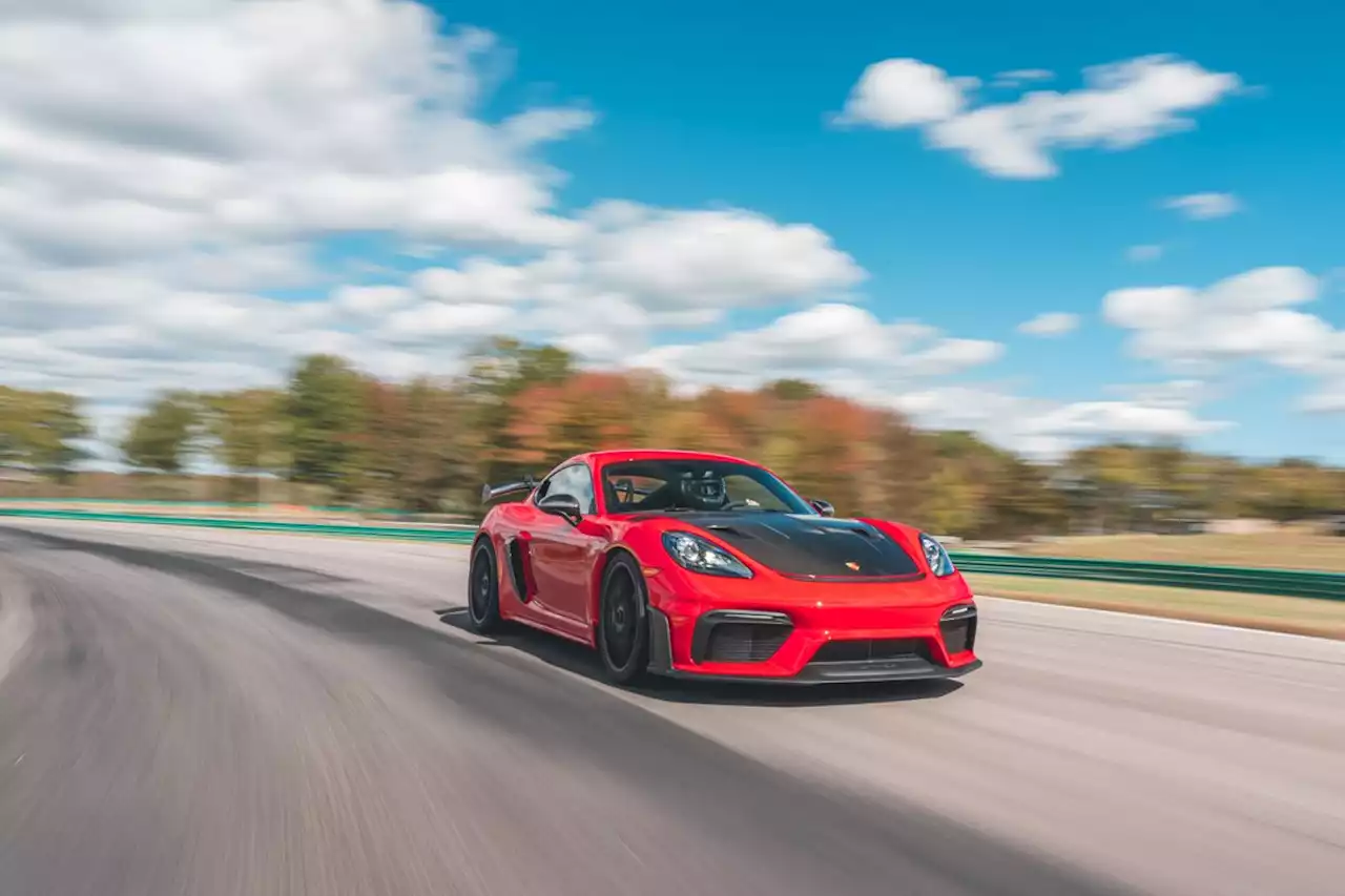 2023 Porsche 718 Cayman GT4 RS at Lightning Lap 2023