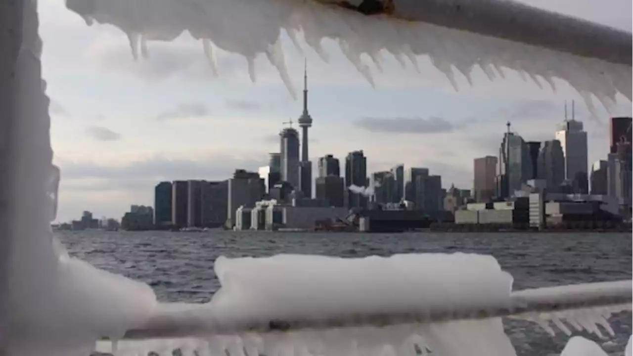 Police urge caution after 3 people fell through Lake Ontario ice near Toronto Islands | CBC News