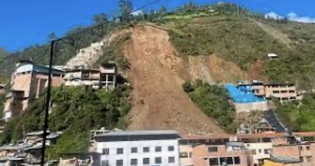 Avalancha deja saldo parcial de 15 muertos en el sur de Perú