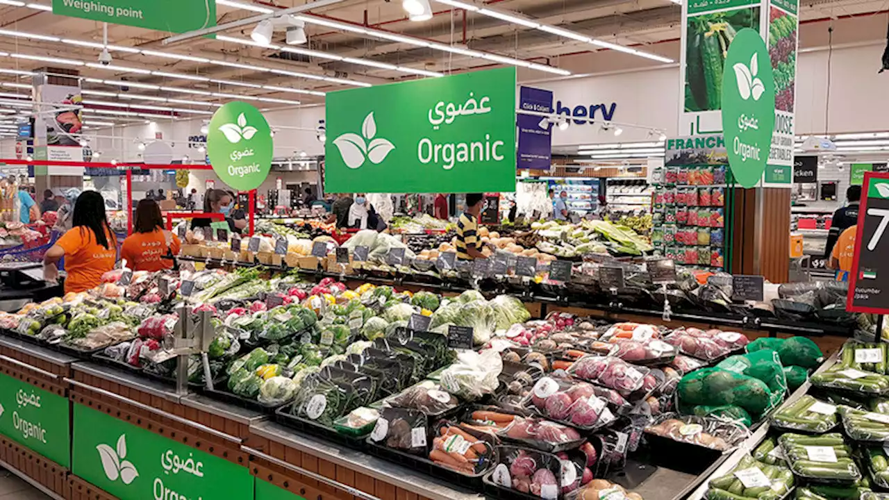 الخضراوات العضوية.. وفرة معروض ومبالغة بالأسعار
