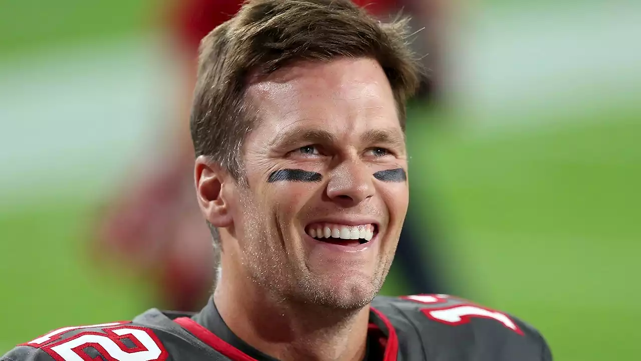 Tom Brady opens himself up to razzing from former NFL colleagues over underwear selfie