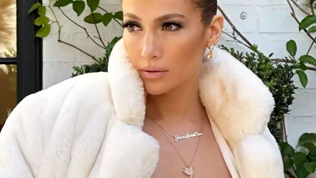 Jennifer Lopez's money piece highlights have never looked this good