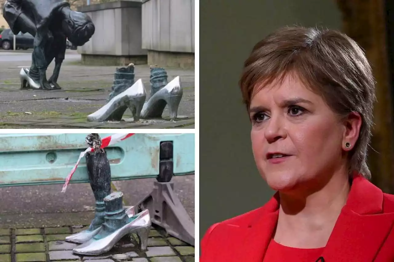 Nicola Sturgeon condemns theft of 'iconic' sculptures from her constituency