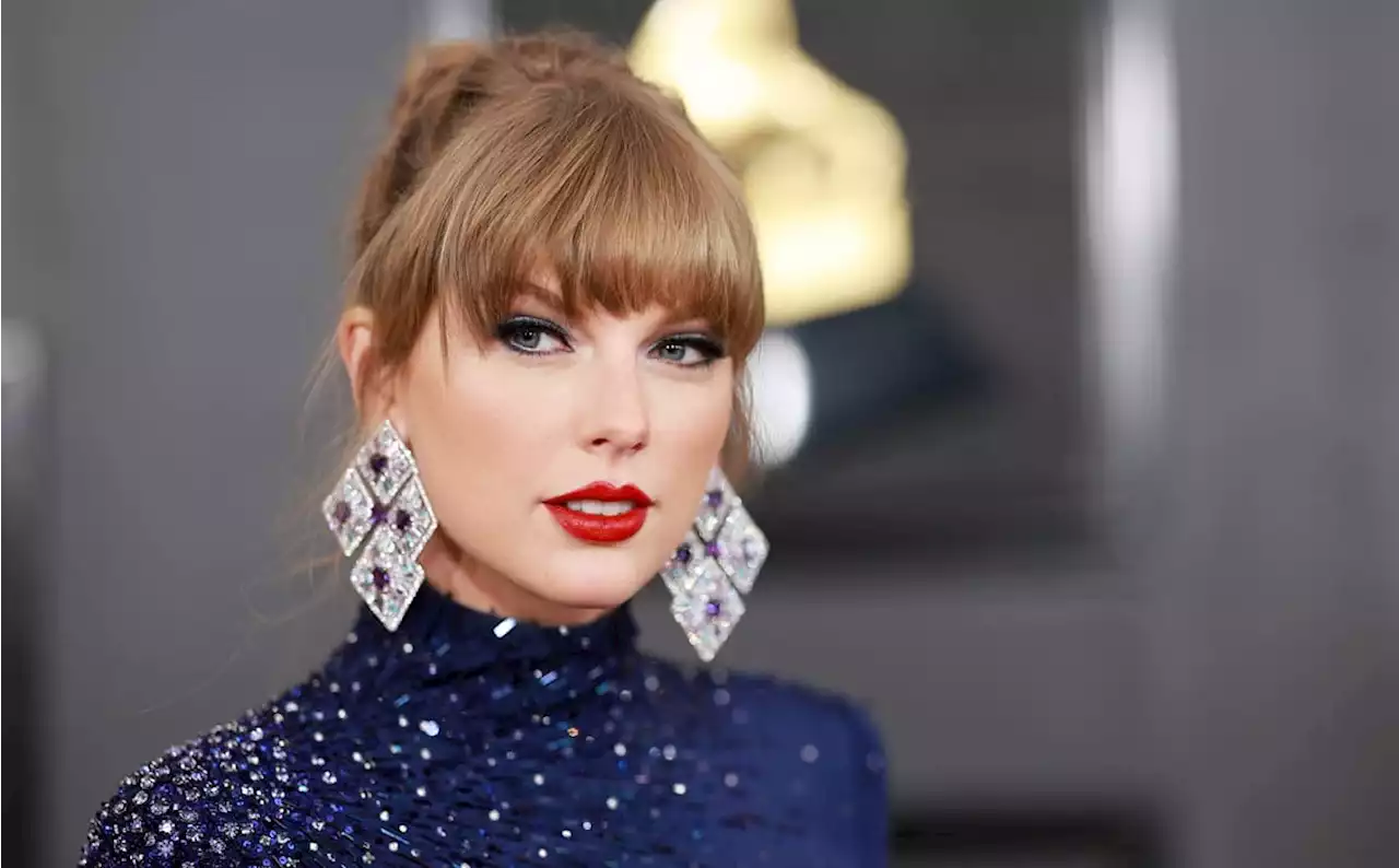 Las carísimas joyas de Taylor Swift en los Grammy: casi tres millones en diamantes, zafiros y oro blanco