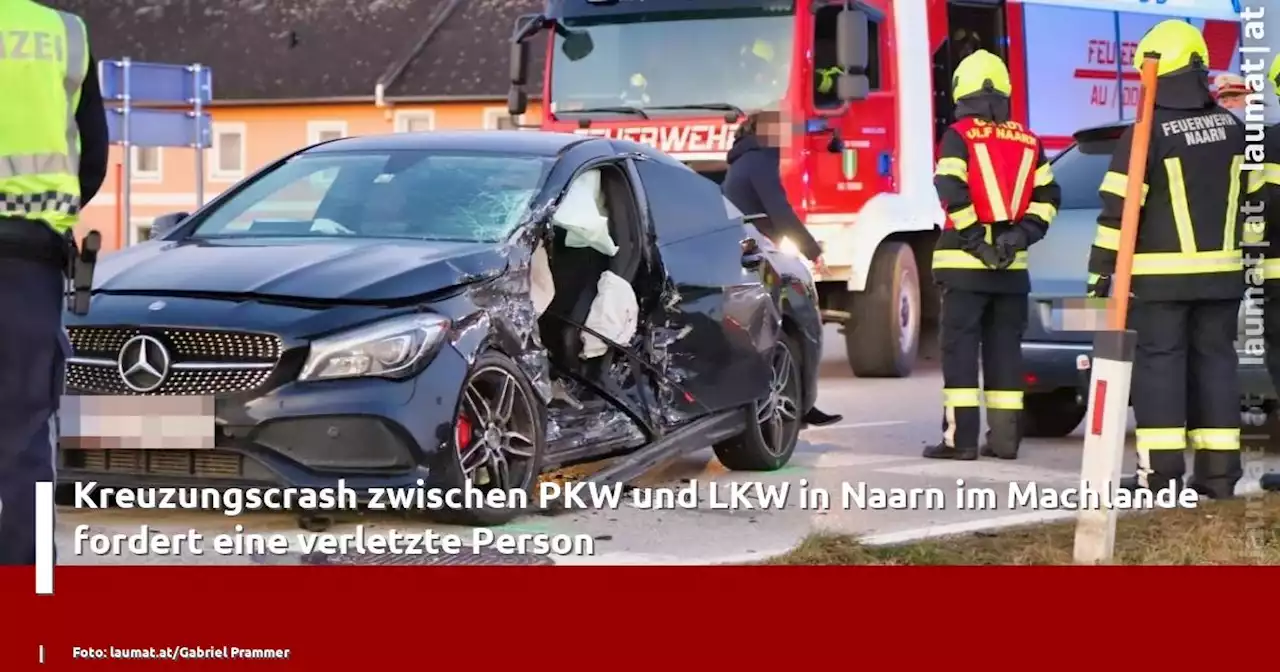 Kreuzungscrash zwischen PKW und LKW in Naarn im Machlande fordert eine verletzte Person | laumat|at