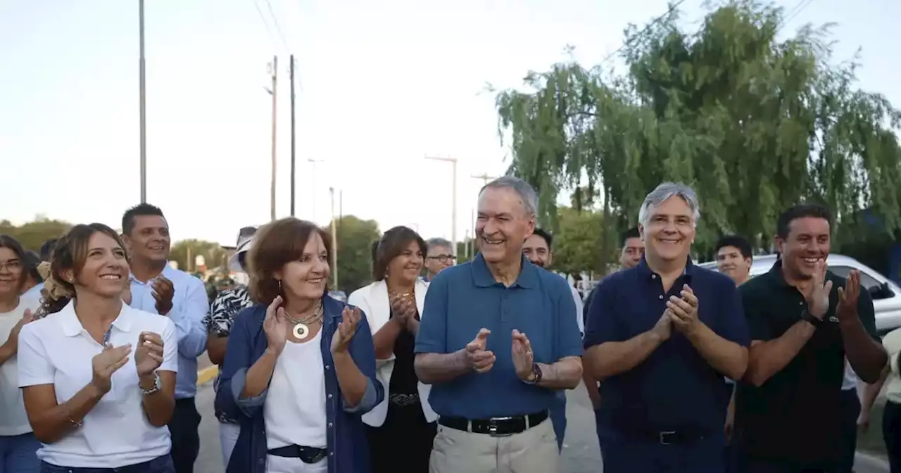 El Gobierno de la Provincia inauguró una urbanización en Villa Martínez | Política | La Voz del Interior