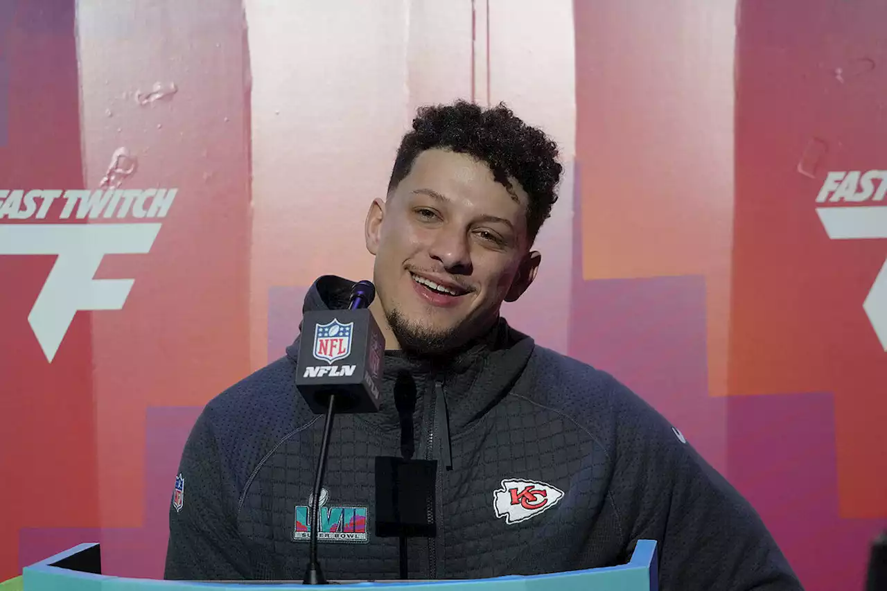 Patrick Mahomes: 'Voy a jugar el Superbowl LVII pese a cualquier lesión'