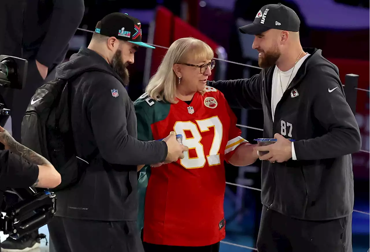 Super Mom Donna Kelce Brings Cookies for Sons at Super Bowl Media Event