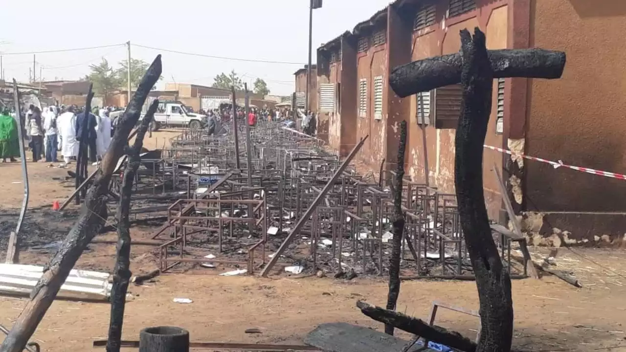 Niger: un incendie dans une école expose à nouveau les risques des classes paillotes