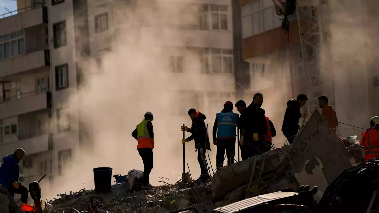 Turkey-Syria earthquake: Storms and freezing temperatures hamper rescue efforts