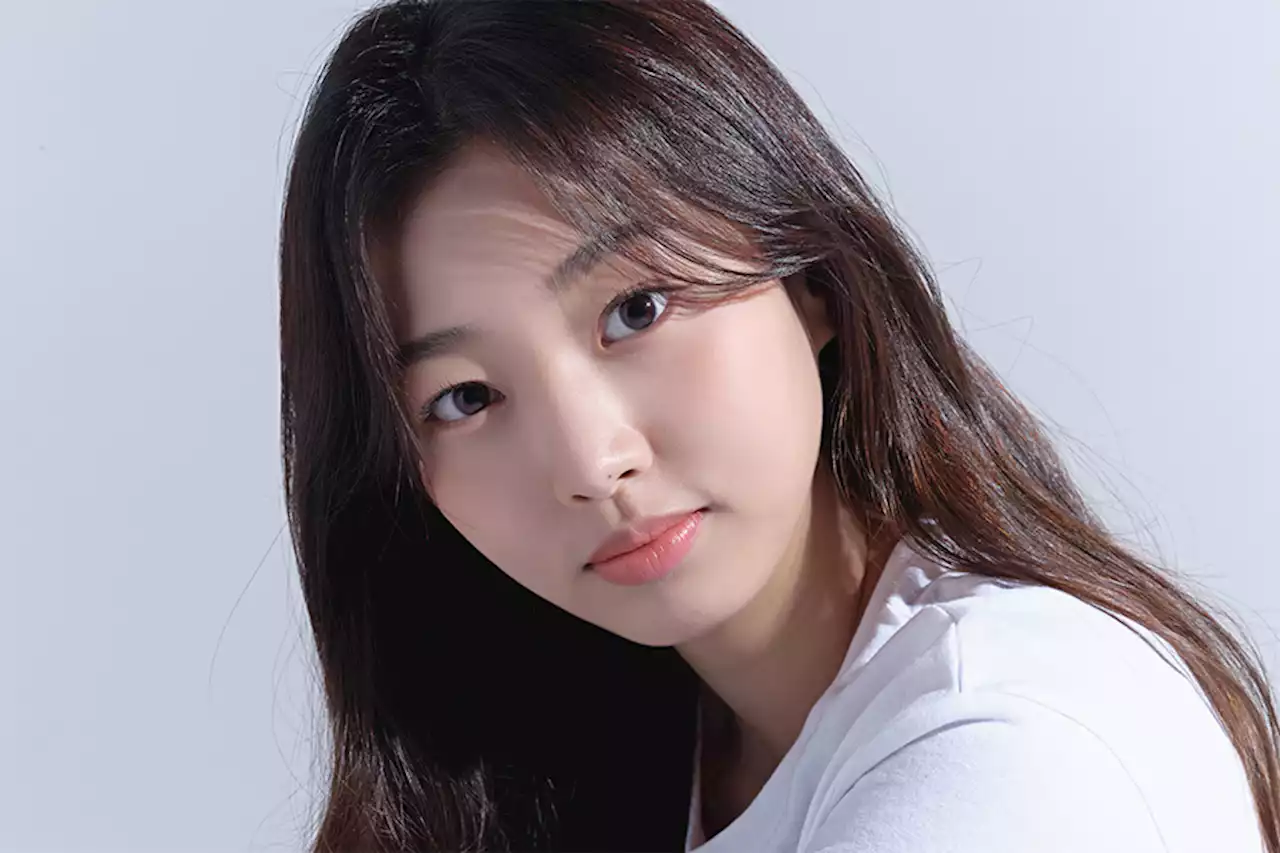 Lee Ha Eum, Sister Of TWICE’s Jihyo, Signs With Starhaus Entertainment As Rookie Actress