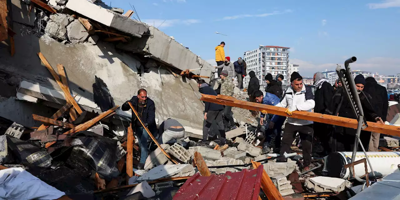 Erdbeben in der Türkei und Syrien: Mehr als 4.000 Tote