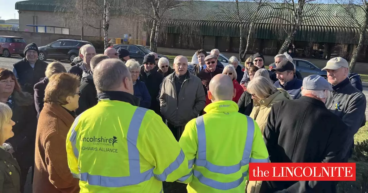 Broadband pole firms avoids 'public meeting' after angry Lincoln residents turn up