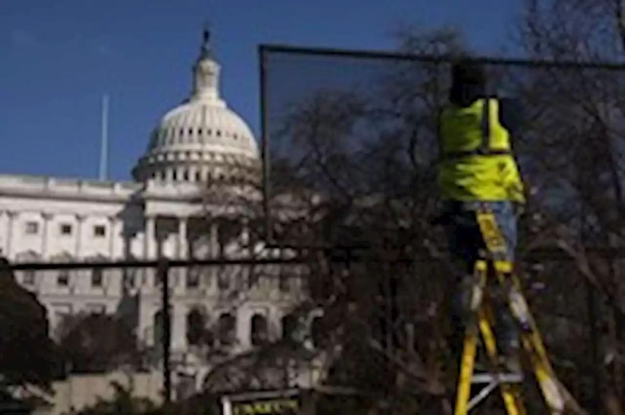 Live updates: Biden faces divided Congress in State of the Union address