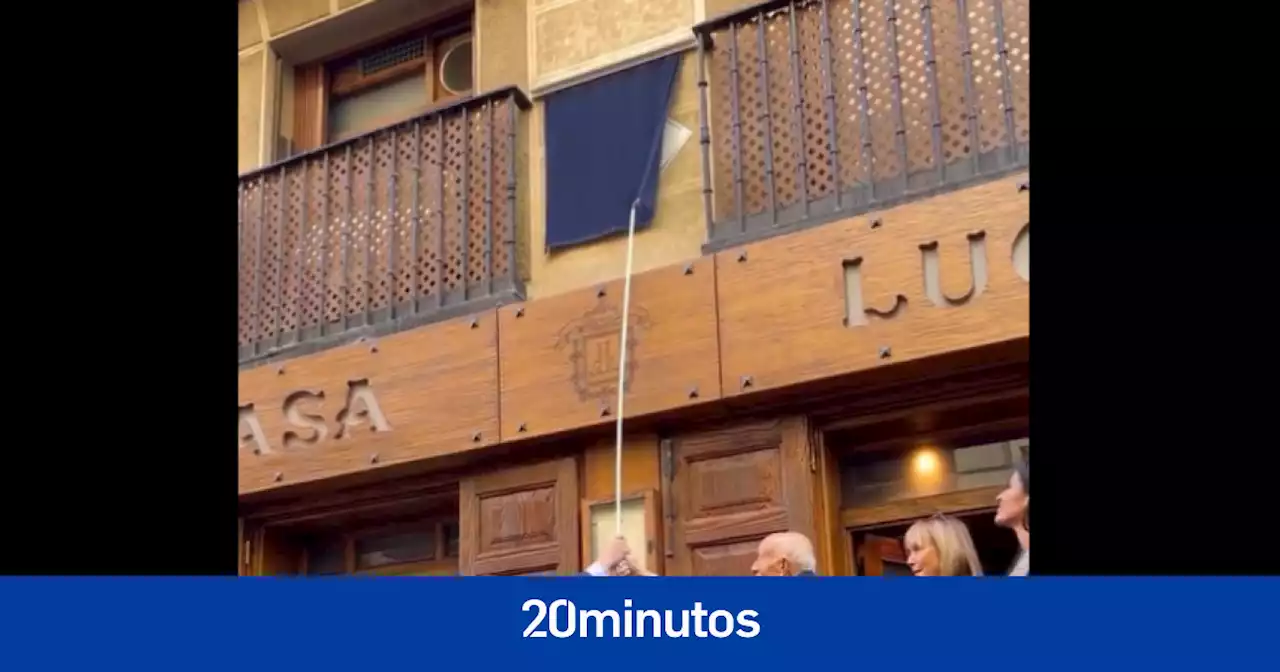 Almeida suma otra divertida anécdota: rompe un cordón y deja 'sin mostrar' una placa en homenaje a Casa Lucio