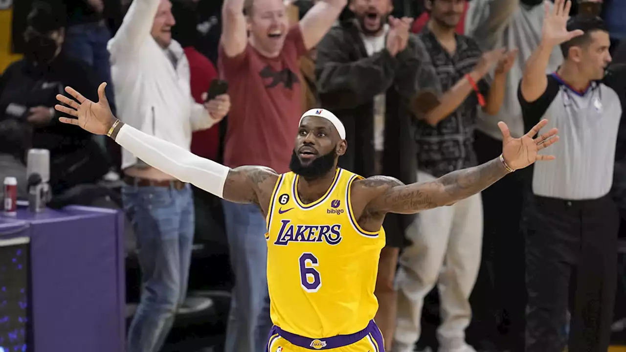 LeBron James breaks NBA's all-time scoring record, surpassing Kareem Abdul-Jabbar