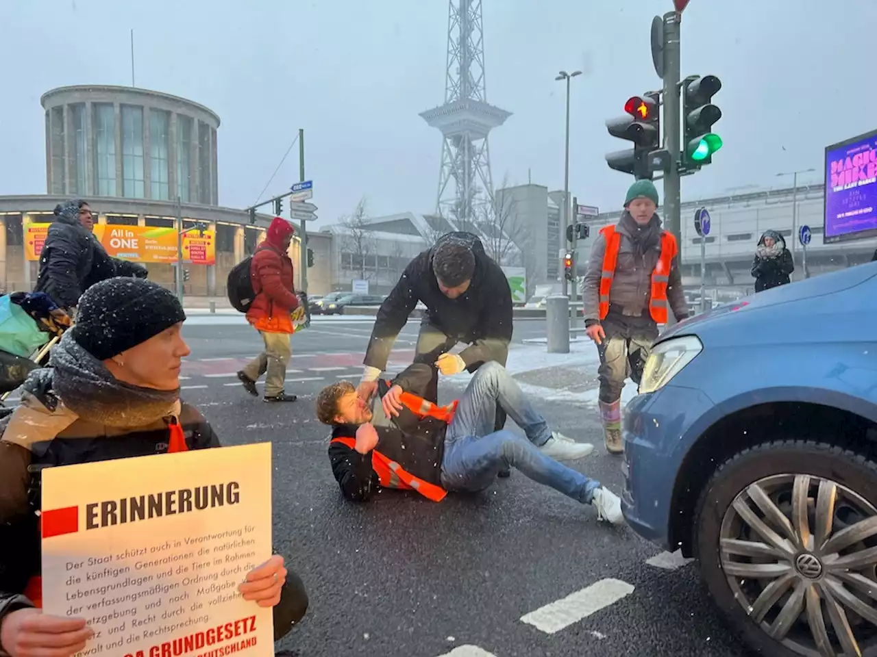 Aktivisten der Letzten Generation sehen den „Hass in den Augen der Autofahrer“