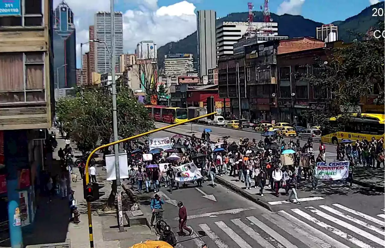 Continúan las manifestaciones por parte de los estudiantes de la U.Distrital