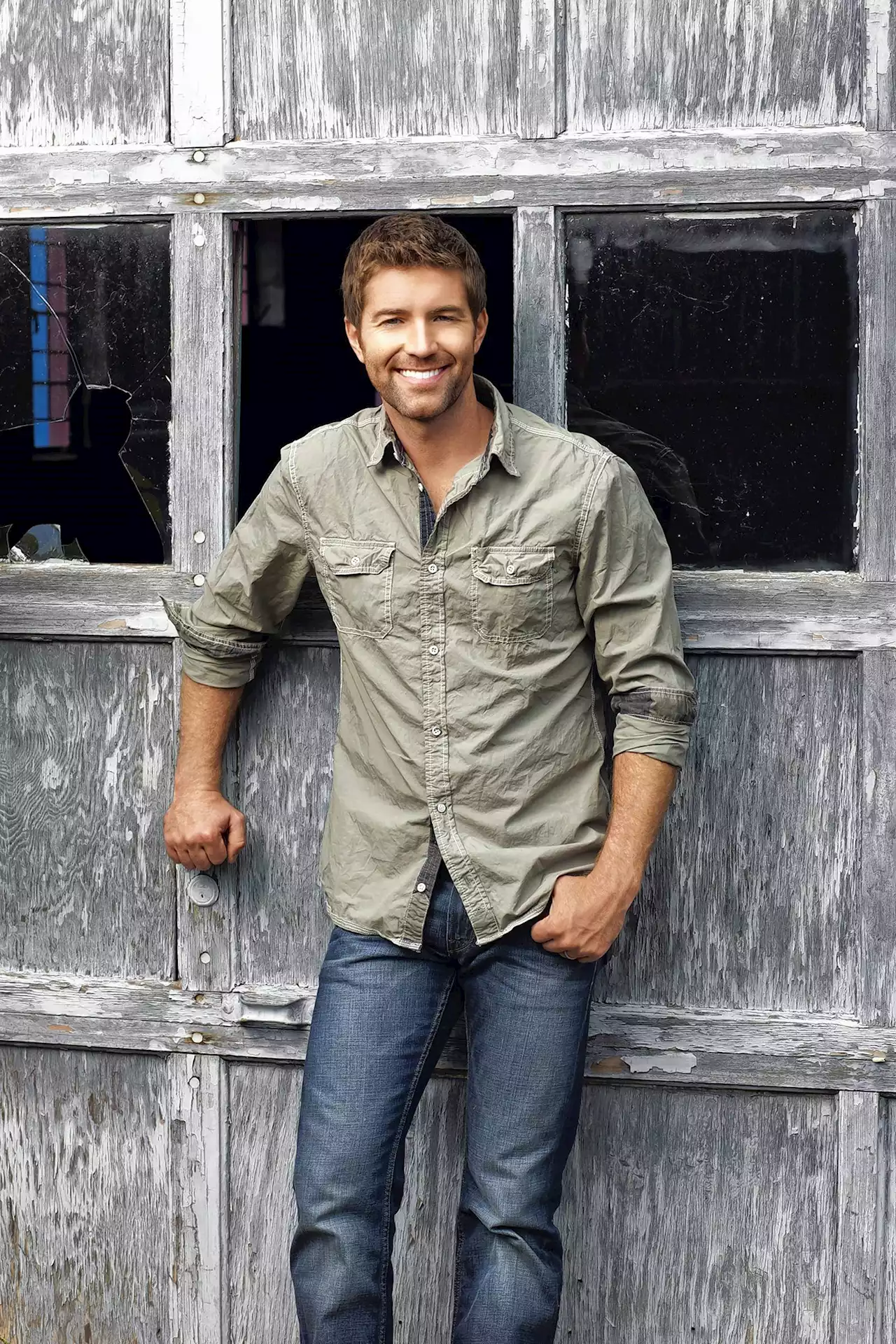 Best Bets: Josh Turner, Chicago Auto Show, Mongo Bowl '23