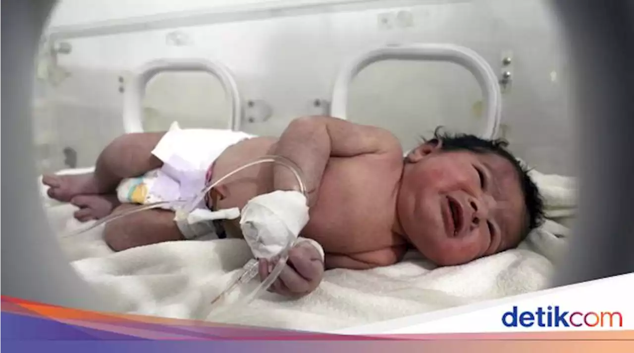 Potret Pilu Bayi Baru Lahir Selamat dari Reruntuhan Gempa di Suriah