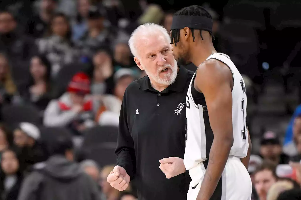 As losses pile up, energized Gregg Popovich remains focused on player development