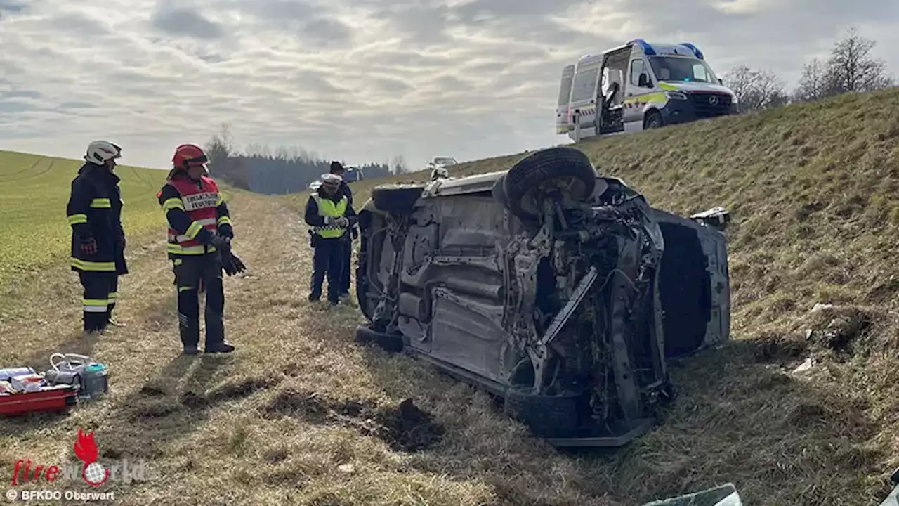 Bgld: Pkw in Litzelsdorf über Böschung gestürzt