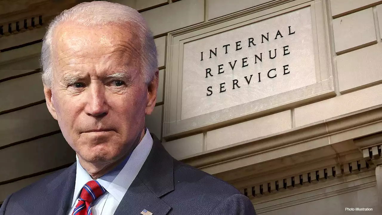 Biden's IRS plans to crack down on waiters' tips