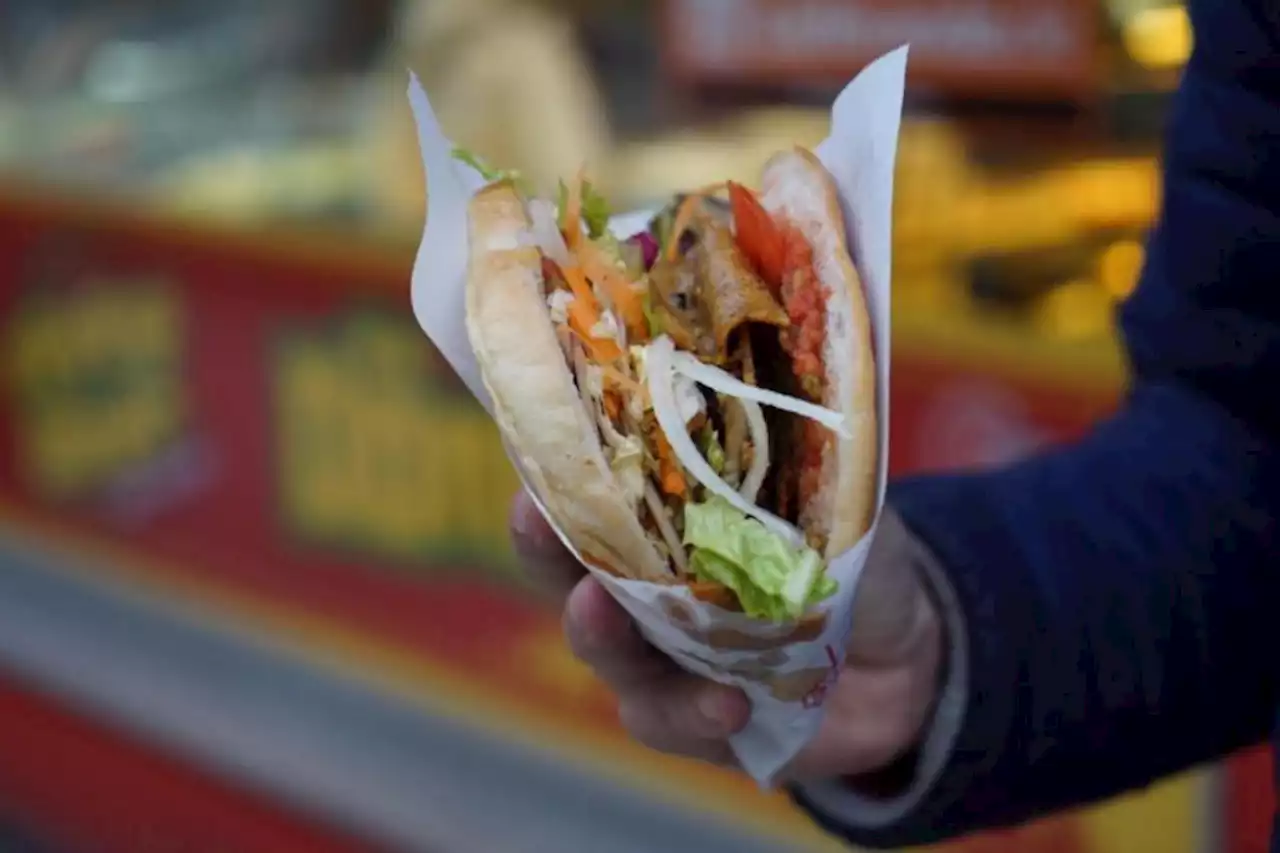 New takeaway serving kebabs and fried chicken to open in Glasgow