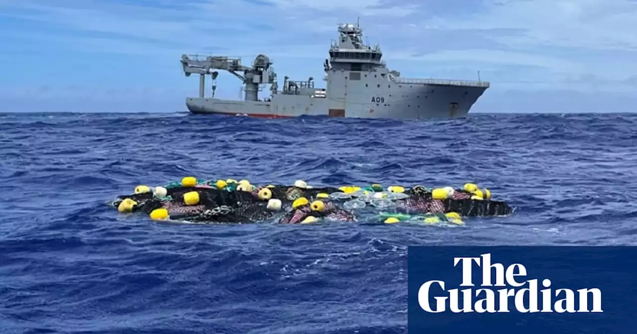 New Zealand intercepts 3.2 tonnes of cocaine worth $500m floating in Pacific Ocean