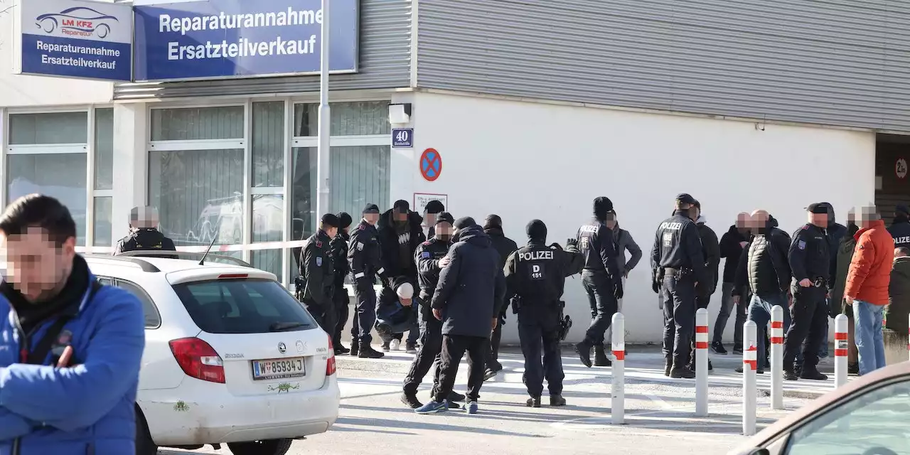 Schlägerei nach Mord auf offener Straße in Wien