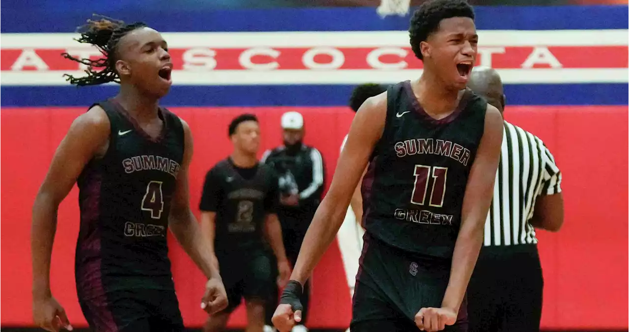 Summer Creek boys down Atascocita, break 21-6A tie for third