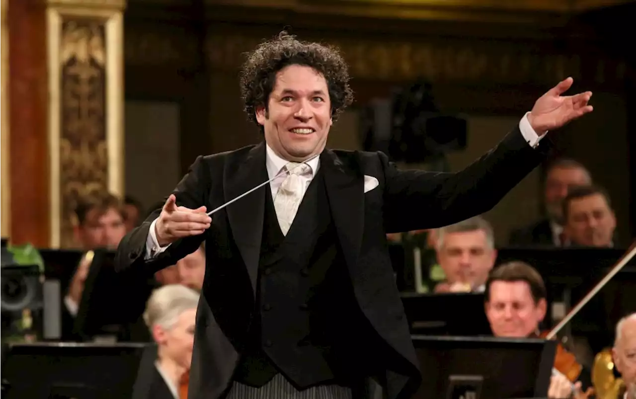 Conductor Gustavo Dudamel to leave LA Phil for New York Philharmonic