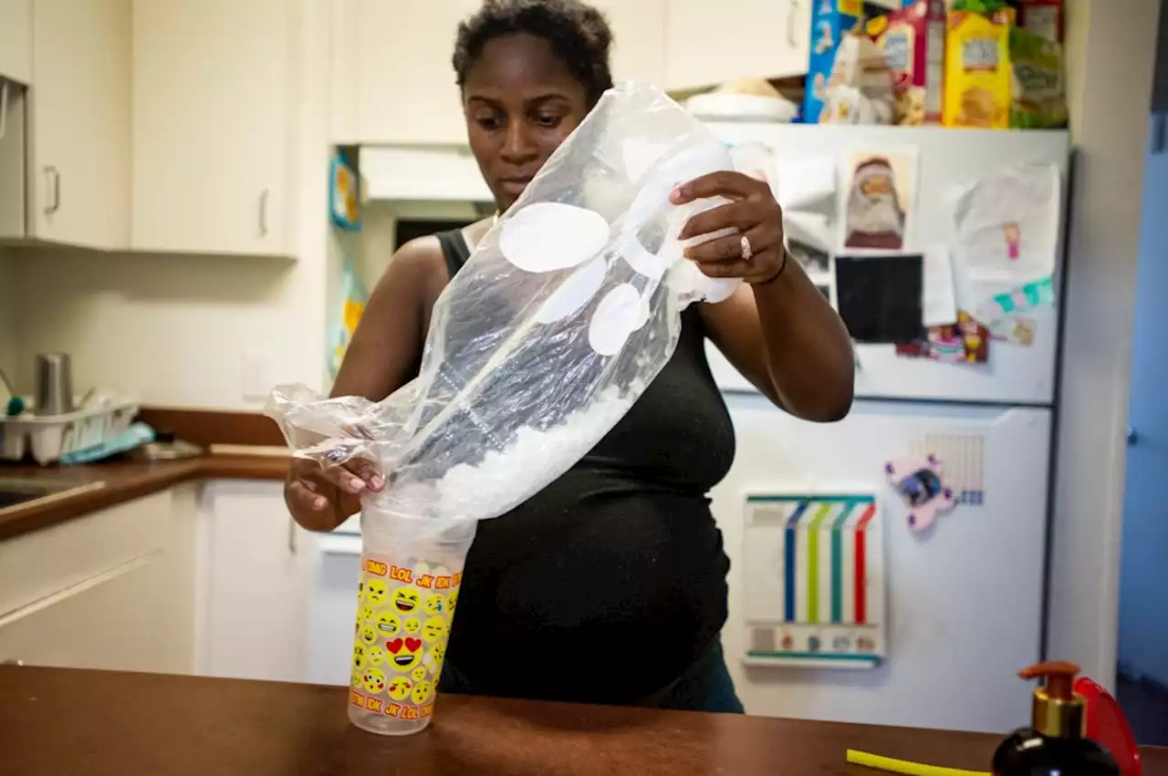 To cut deaths among Black moms and infants, LA County will add doulas