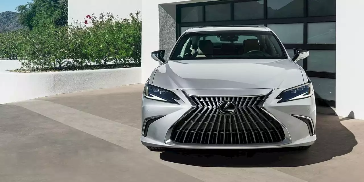 The luxurious, reliable 2023 Lexus ES is all about responsible indulgence