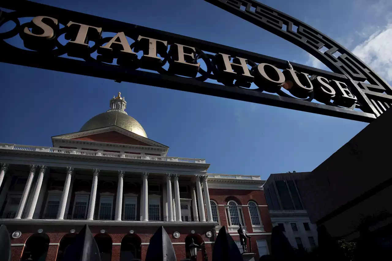 Mass. Bill Would Reimburse Subscribers to Local Newspapers With Tax Credit