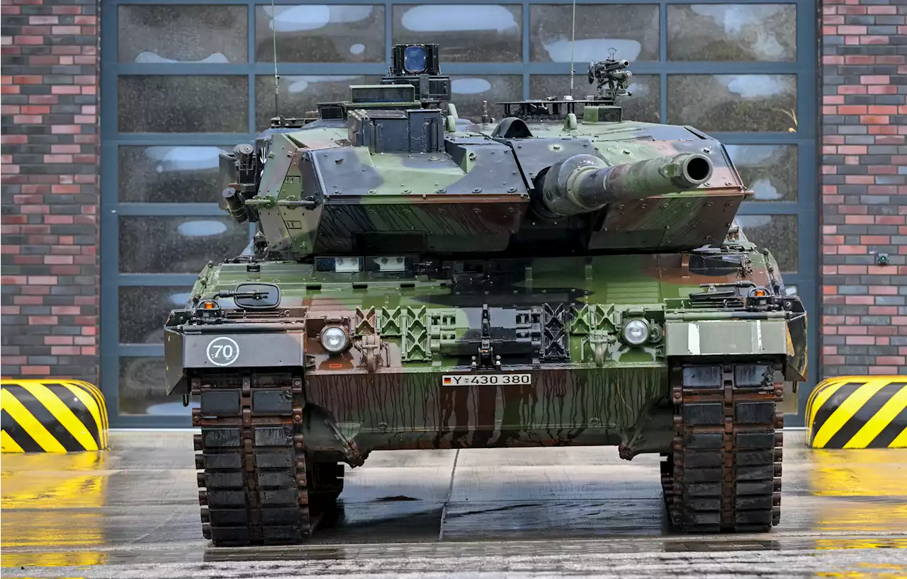 Ukraine to receive 100 more Leopard 1 tanks as war rolls into second year