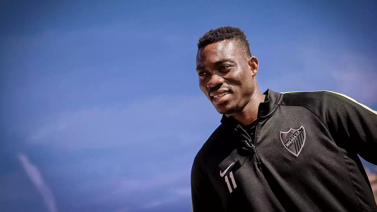 El futbolista Christian Atsu, rescatado con vida entre los escombros producidos por el terremoto de Turquía