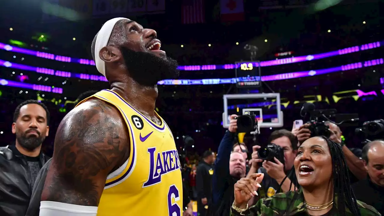 Basketballegende LeBron James heeft magisch puntenrecord te pakken in NBA