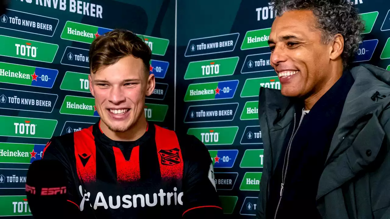 Sydney van Hooijdonk wint weddenschap van vader Pierre na hoofdrol tegen NAC