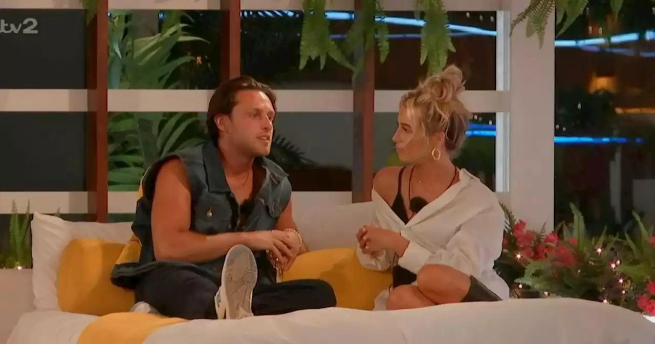 Love Island fans worry about Casey sleeping outside in 'windy' South Africa