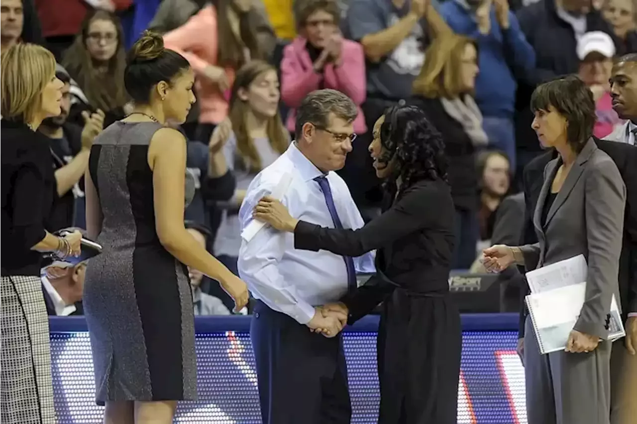 Dawn Staley calls out Geno Auriemma, UConn after criticism following win:  'I'm sick of it